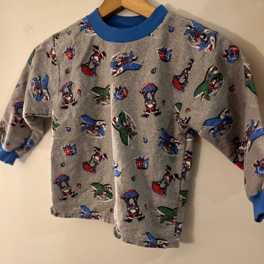 Simply Basic Holiday Themed Vintage Top 5